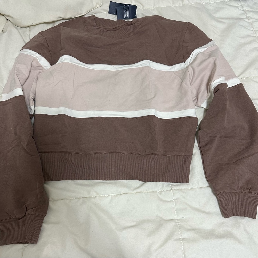 Abercrombie and fitch sweater